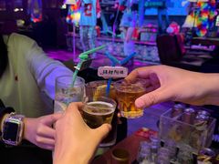 -喜鹊音乐酒馆(西街店)