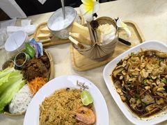 -啰啰冰屋(景洪总店)