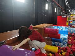 -嘿哟动霸CHUA·新潮玩运动娱乐中心·蹦床滑冰团建乐园