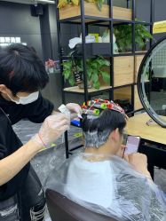 -藤野造型•烫染专业店