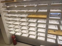 -宝岛眼镜·蔡司·依视路·青少儿近视防控验配中心(太白印象城店)
