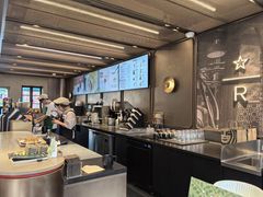 -星巴克臻选(上海今潮8弄店)