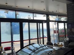 -鹏城人家海鲜酒家·23年老字号(较场尾店)