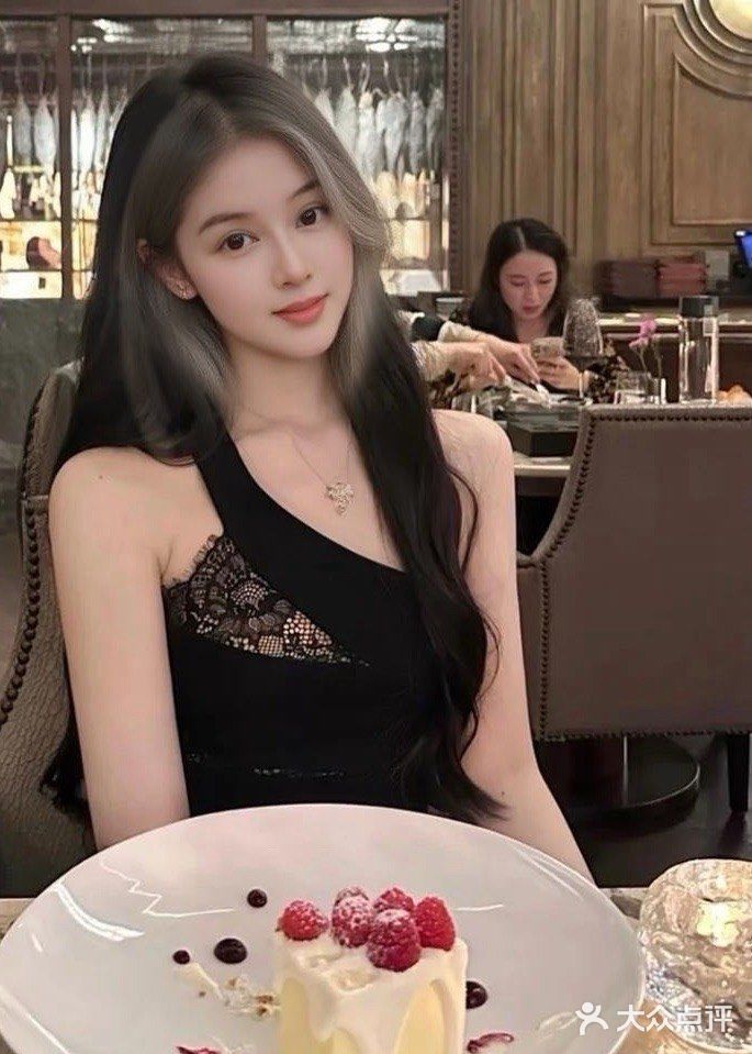 作为精致女孩，周末当然要犒劳自己一顿！