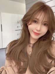 -AYO SALON