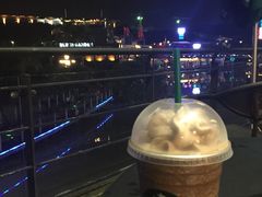 -星巴克(南宁民歌湖店)