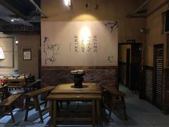 -白乐天毛肚火锅馆(解放碑店)