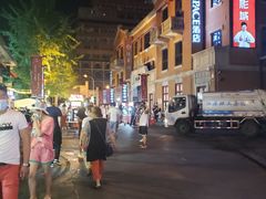 -吉庆街美食广场