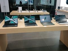 -华为授权体验店(万航渡路)