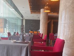 -粤尚腾香居中餐厅(首都机场希尔顿店)