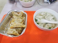 -周震馄饨