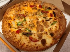 新奥尔良风情烤肉比萨-必胜客(五一广场店)
