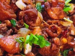 -重庆鸡公煲·青锅花椒鱼(牡丹江路店)