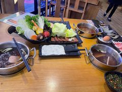 -呷哺呷哺(万达新世界店)