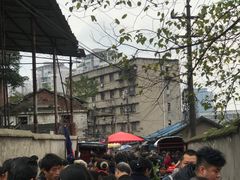 -红土地(地铁站)