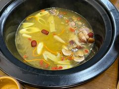 -菌乡缘·野生菌蒸汽鱼火锅(江边夜市店)