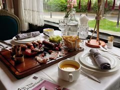 -火车头法国西餐厅