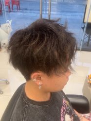 -摩登时代美发沙龙