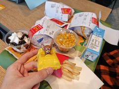 -麦当劳(展览路店)