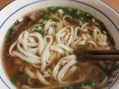 -矮子粉店1985·长沙米粉(湘春路店)