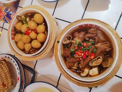 手剪香菇肥肠-贤合庄卤味火锅(安吉万达店)