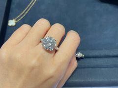 -Harry Winston 海瑞温斯顿