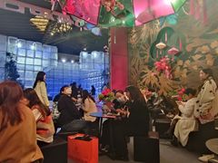 -东浩兰生上海世博展览馆