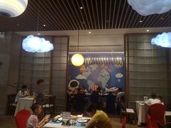 大堂-哈曼度假酒店哈宝家庭餐厅(大东海店)