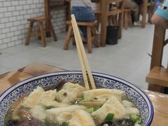 -白翔甜食店