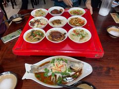 -蓝田九大碗民俗食府(蓝田店)