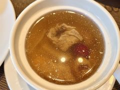 -大中华希尔顿酒店-念自助餐·嗨啤·小龙虾