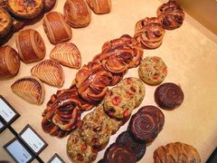 -LANLIZI BAKERY(COSMO店)