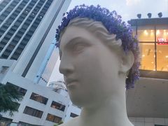 -中航城君尚购物中心