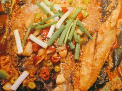 蒜香味烤鱼-鸣记脆皮烤鱼·海鲜烤鱼(三八广场店)