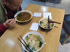 -三好食堂(煎饺·馄饨·肉饼米线·盛世广场店)