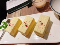 娜帕里勇-那时新疆·车师(大宁音乐广场店)