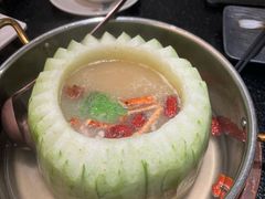 -得意咚瓜·顺德鱼生·冬瓜火锅(深圳首店)