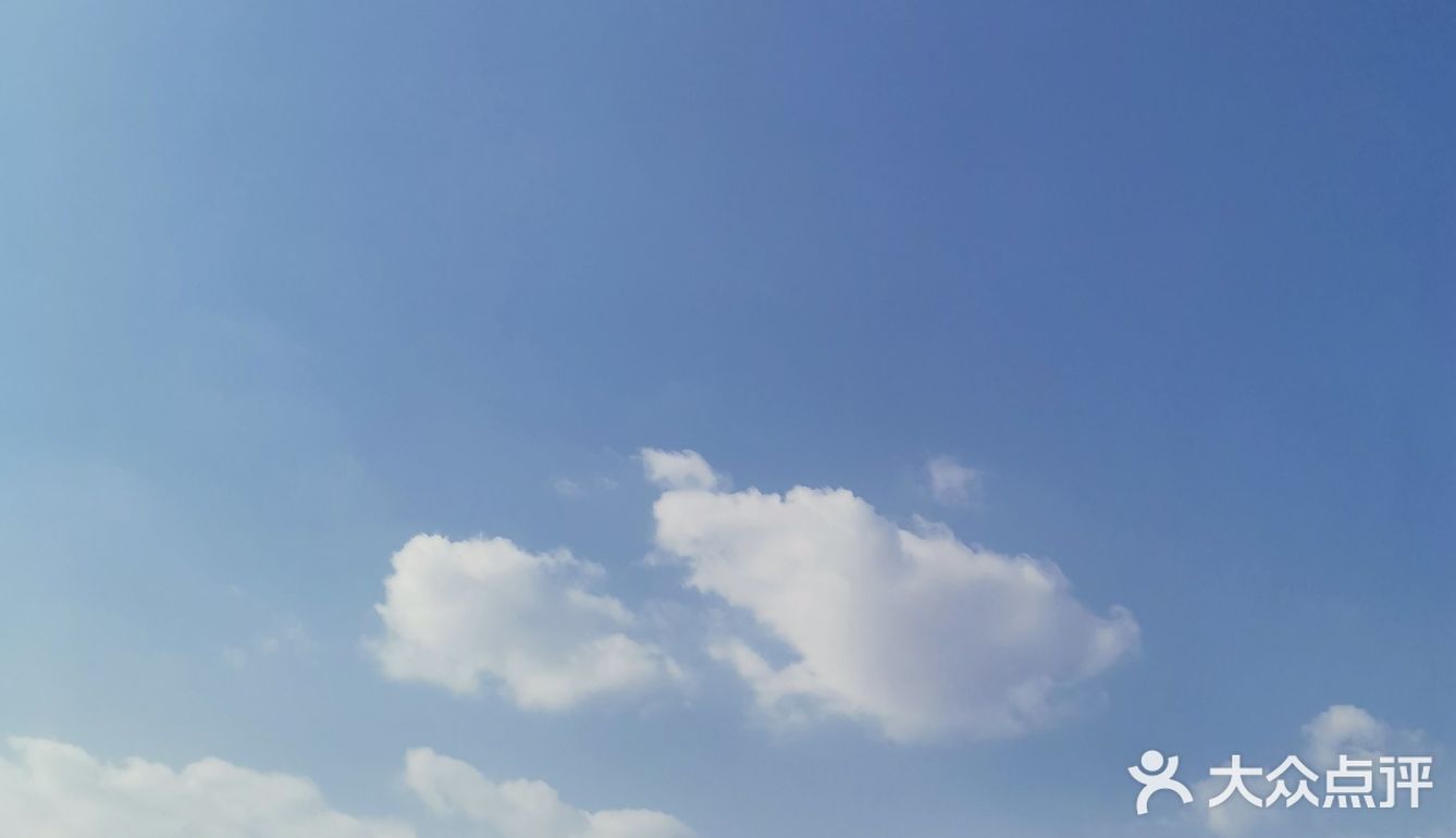 太久没有出门了(>﹏<)迟迟不开学～这两天太阳超级好