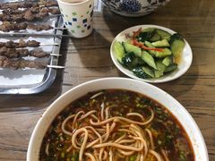 -陇上全荟兰州传统牛肉面(延吉路店)
