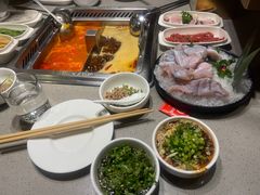 -海底捞火锅(曹安公路店)