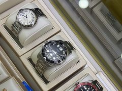 -海星奢选二手奢侈品手表包包鉴定回收寄卖(墨玉南路店)