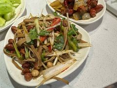 -炉中火延边朝鲜族烤串(开发区店)