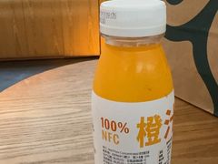 -星巴克(上海虹桥站2A检票口)