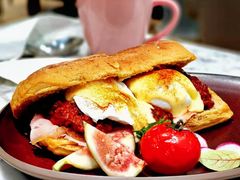 -théATRE茶聚场·餐厅(环球金融中心店)