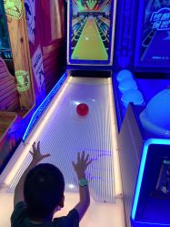 -LuckyStar幸运星家庭娱乐中心(东莞国贸店)