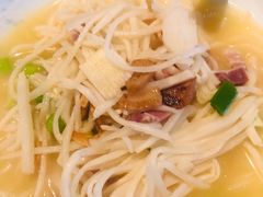 -港丽餐厅(高德置地店)