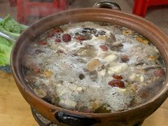 -威邵鸡煲(西华路总店)