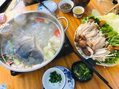 鱼火锅（高汤锅）-大理老字号·舟渔的鱼野生菌海景餐厅(双廊店)