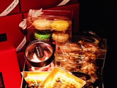 -Salon de The de Joel Robuchon(外滩18号店)