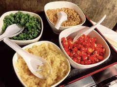 -鲜入围煮花胶鸡海鲜火锅